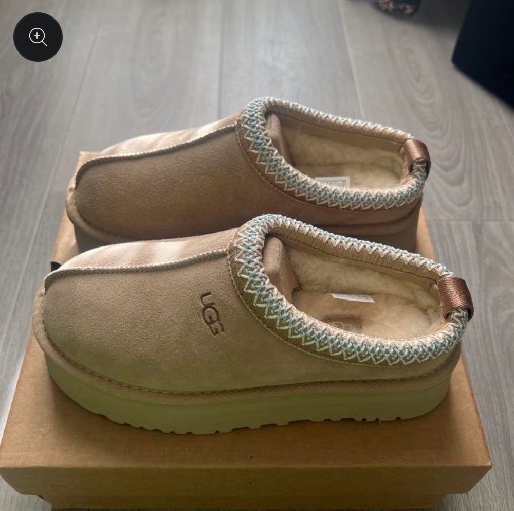 UGG